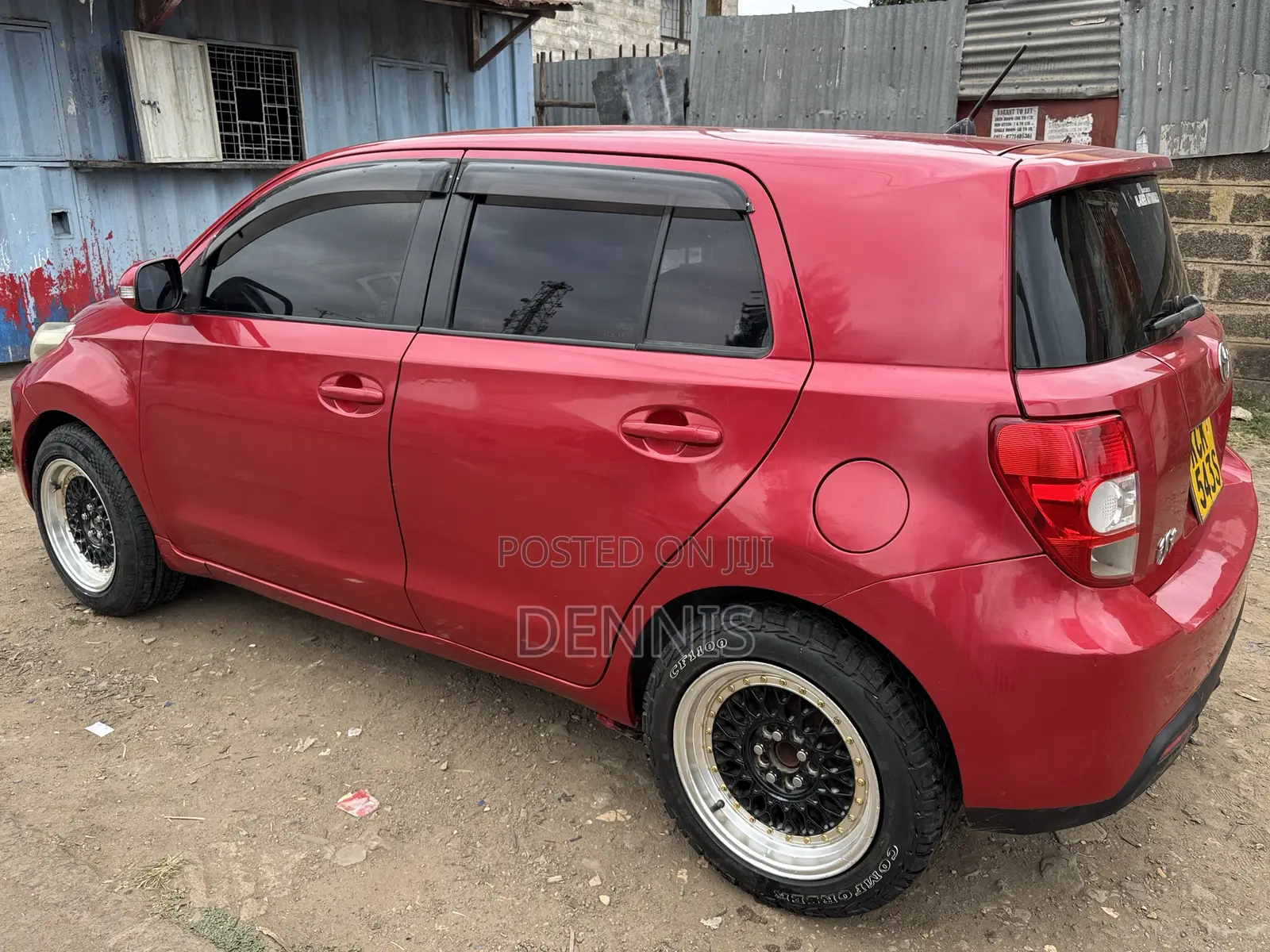 Toyota IST 2010 Red