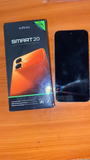 Infinix Smart 20 128 GB Silver