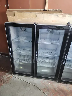 Black 3 Trays 180litres Show Case