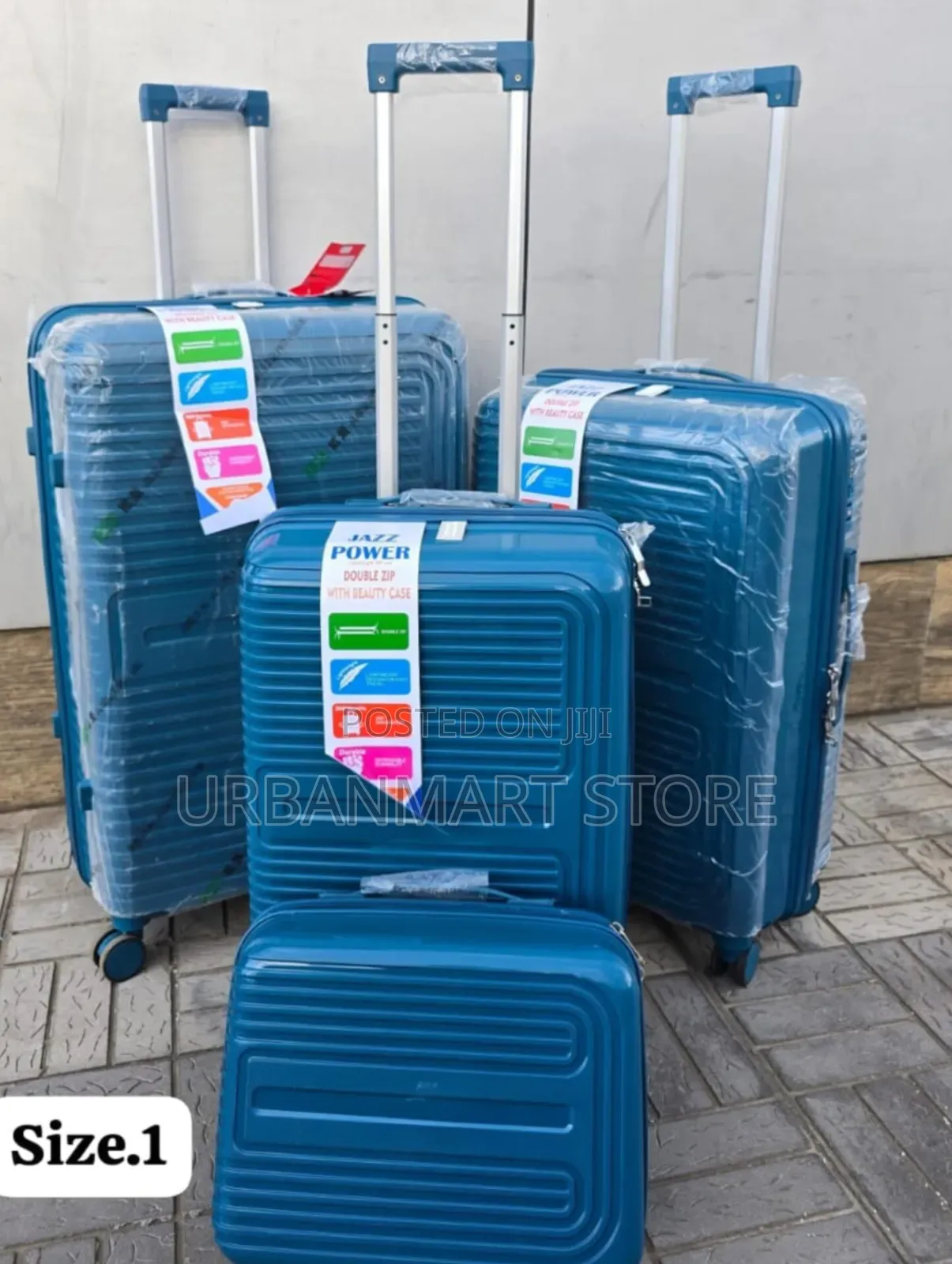 4 Piece Unbreakable Suitcase Set With Spinner Wheels- 75 Cm Height