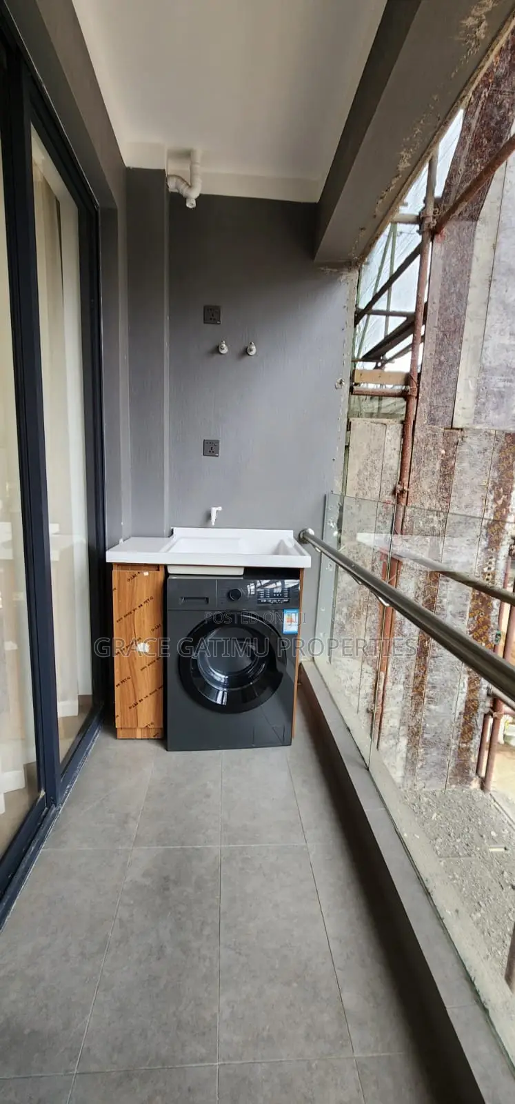 1bdrm Apartment in Riverside Estate, Raphta Road Area for sale