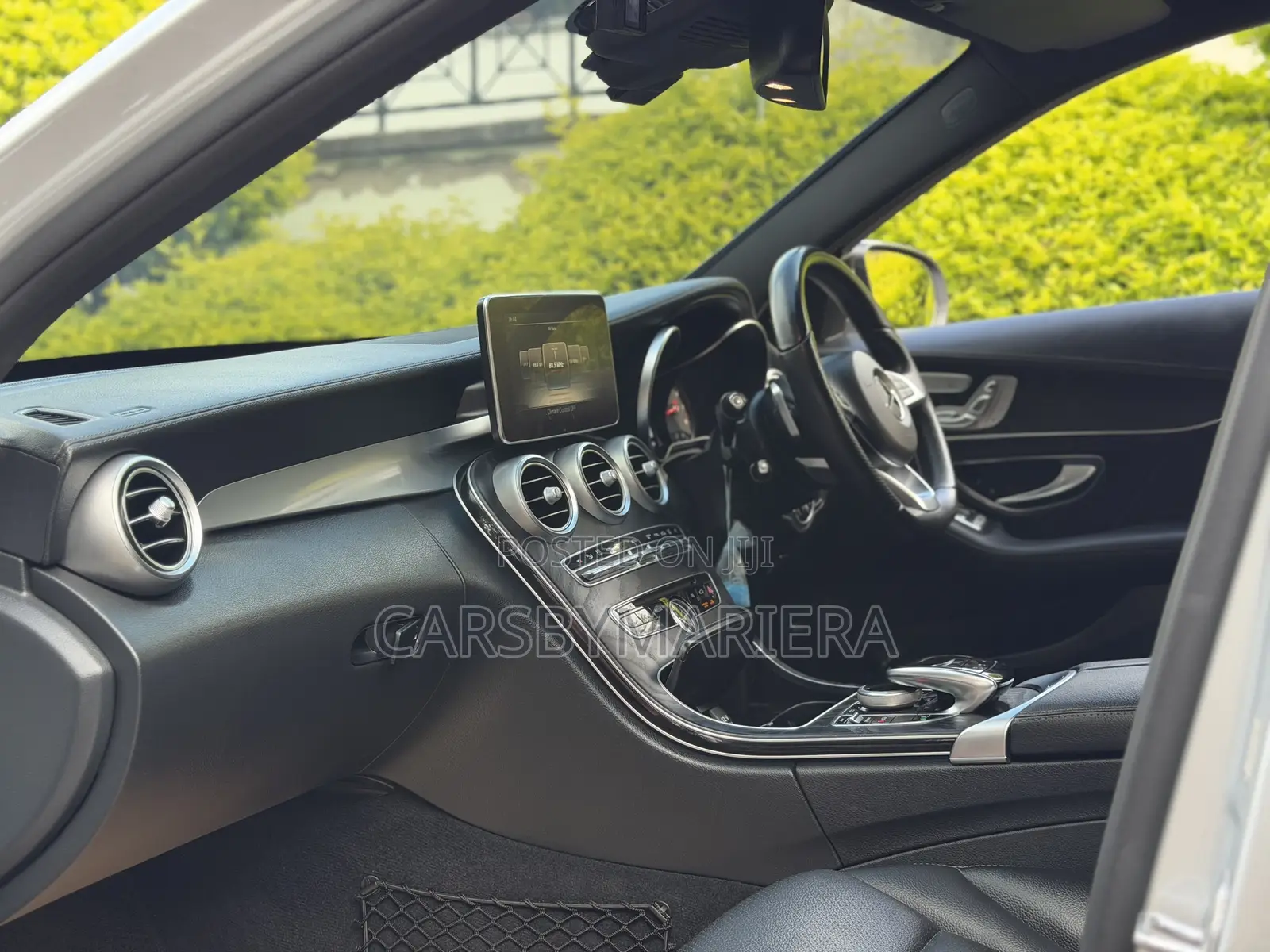 Mercedes-Benz C200 2017 Silver