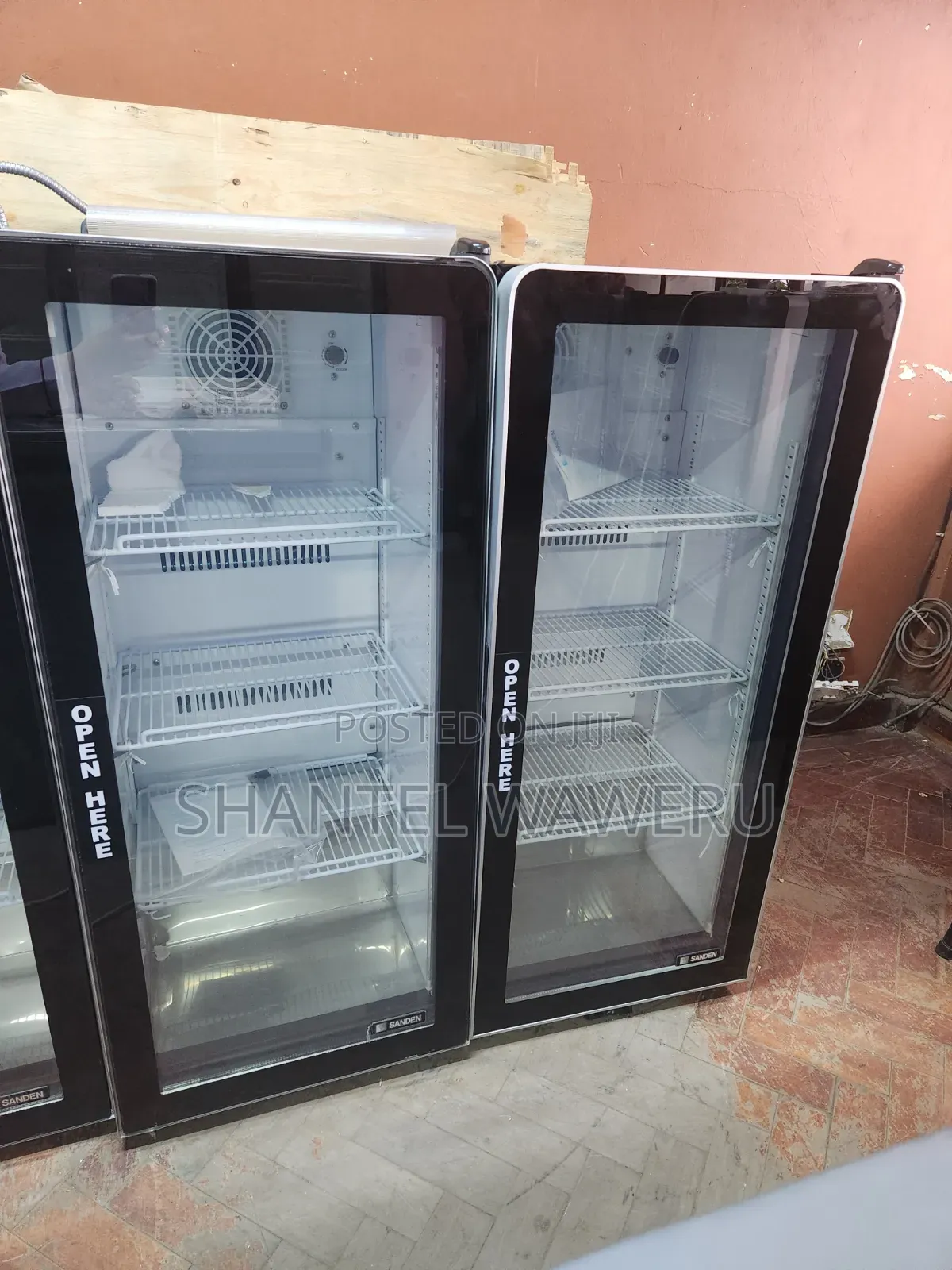 Display Fridge 180litres T2 Chiller