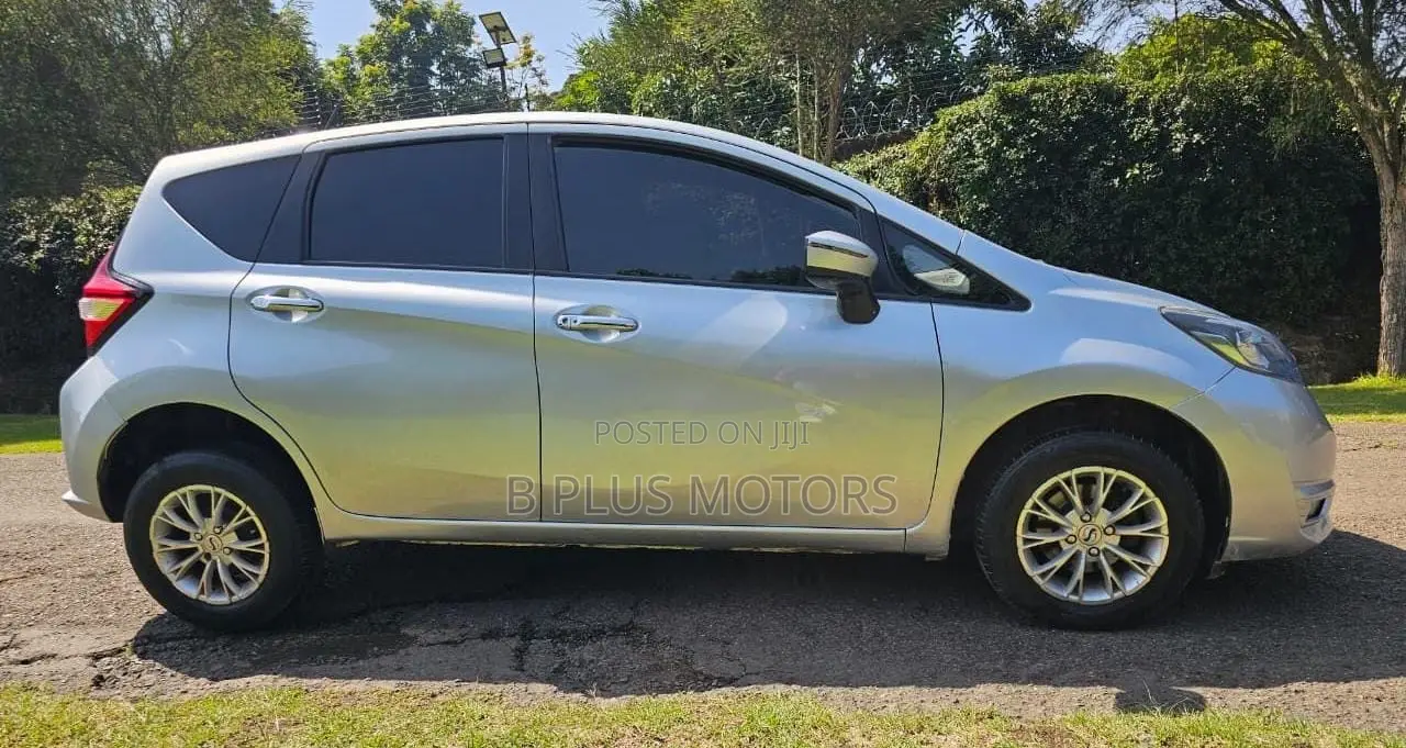 Nissan Note 2016 Silver