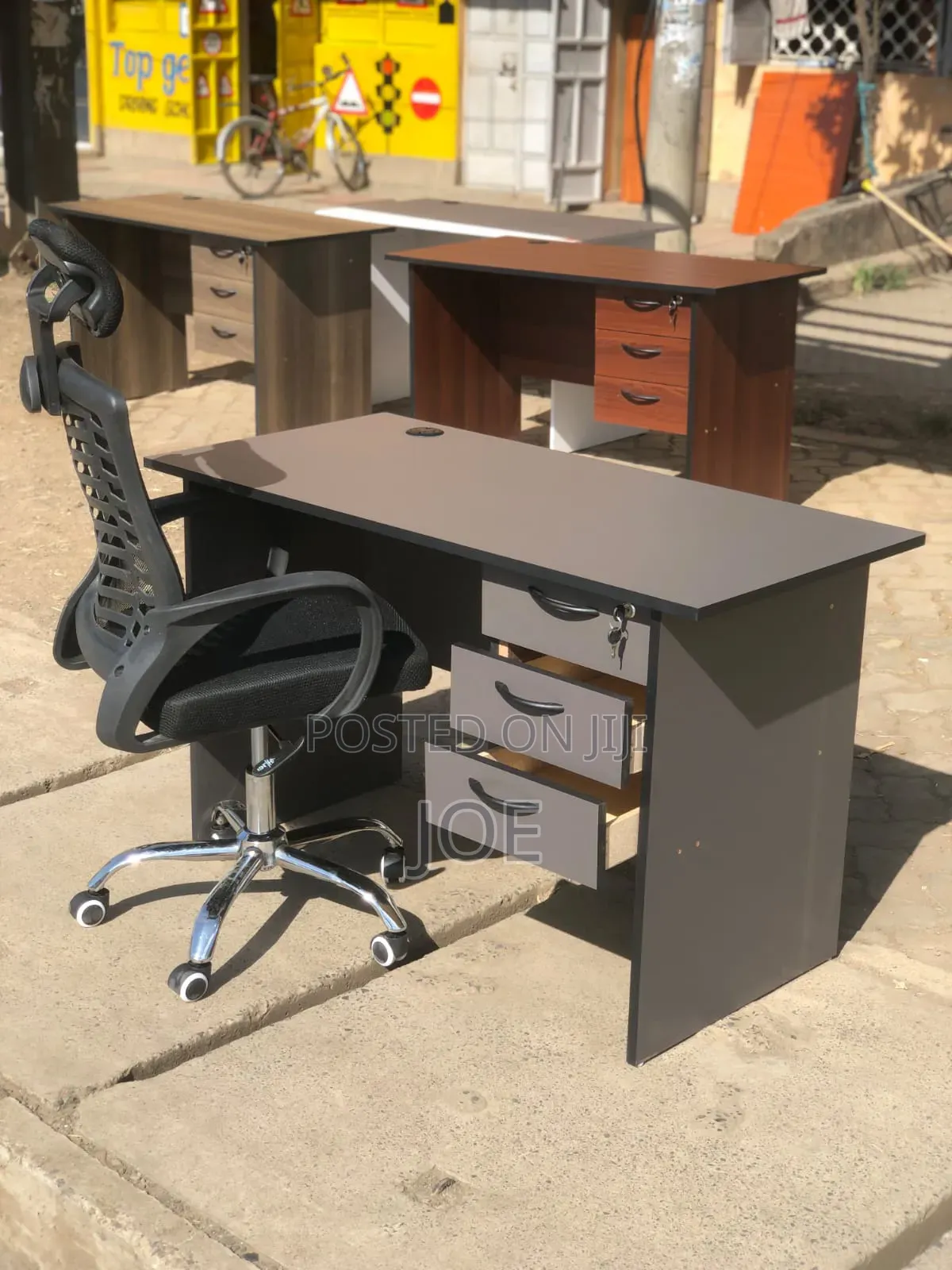 Headrest Plas Office Desk