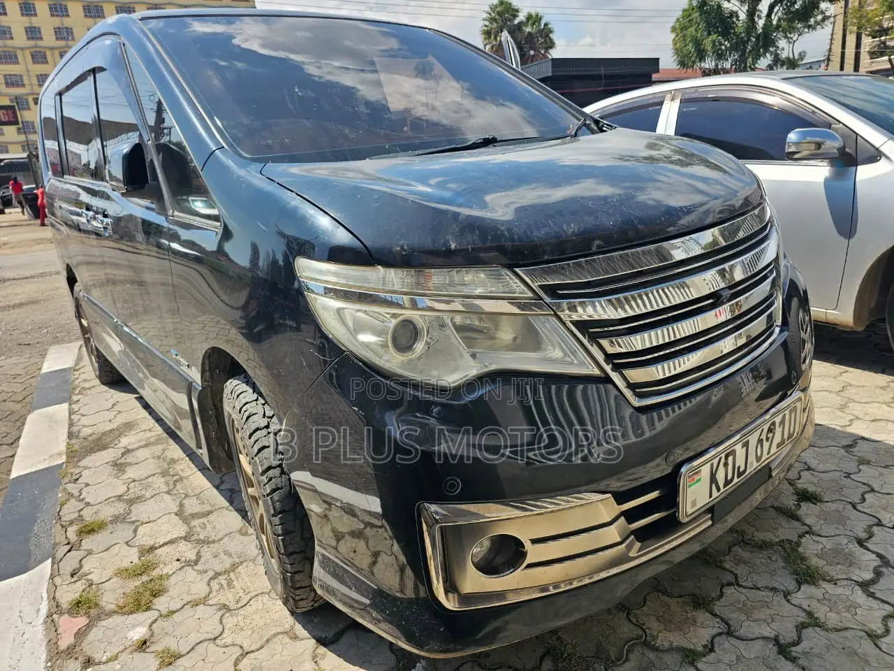 Nissan Serena 2014 Black