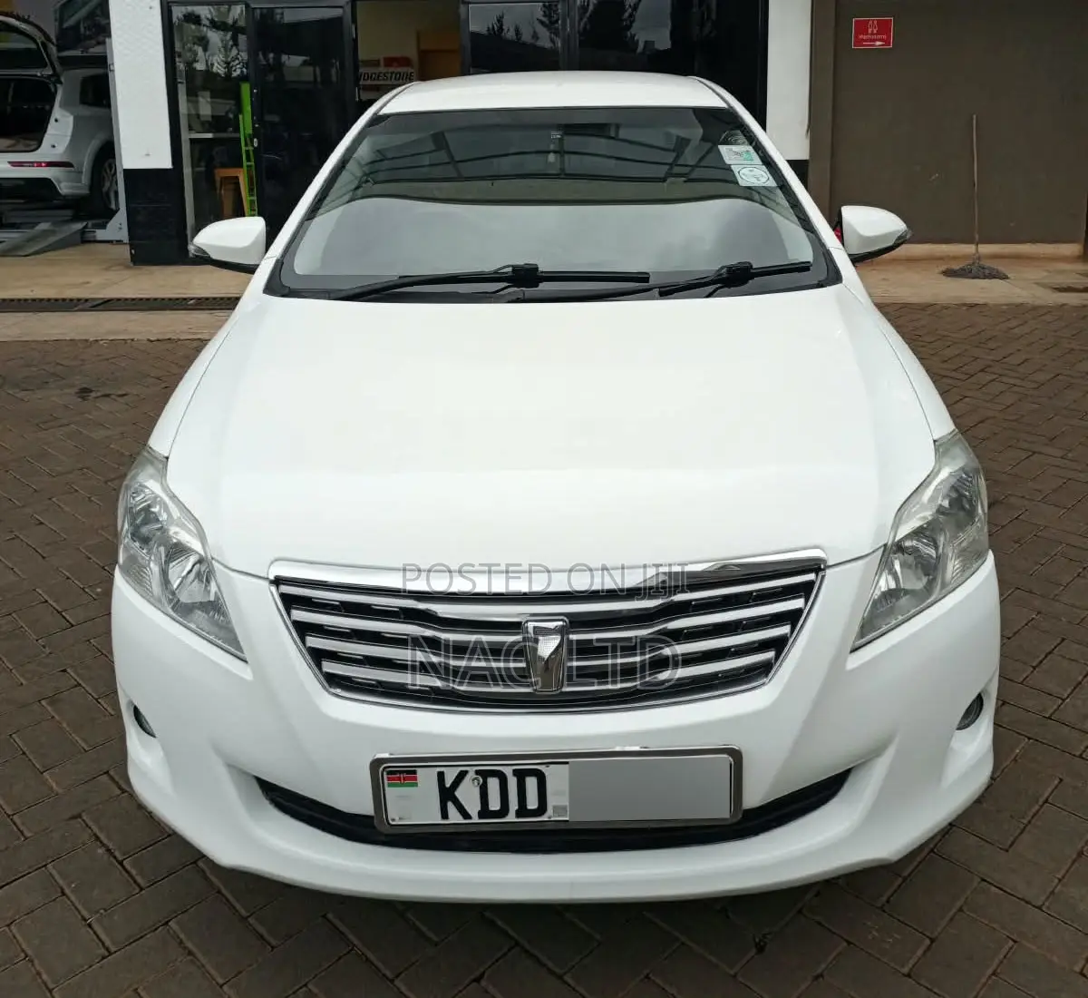 Toyota Premio 2014 White