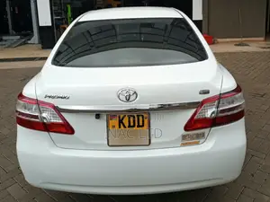 Toyota Premio 2014 White