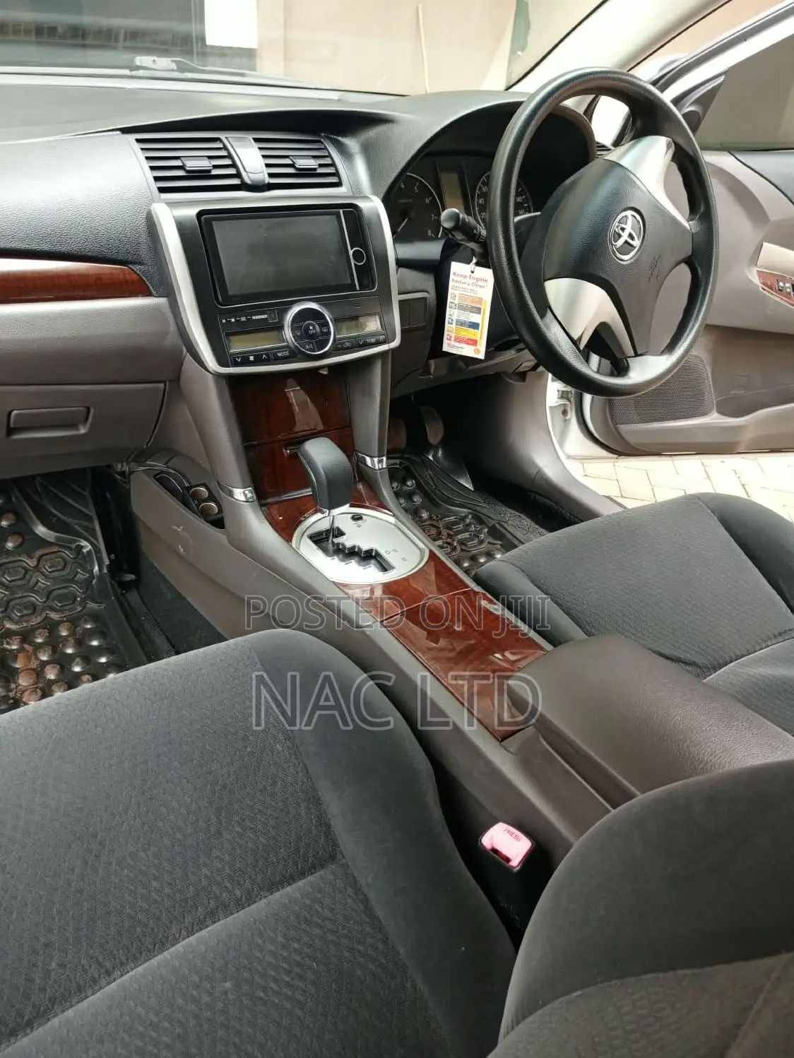 Toyota Premio 2014 White