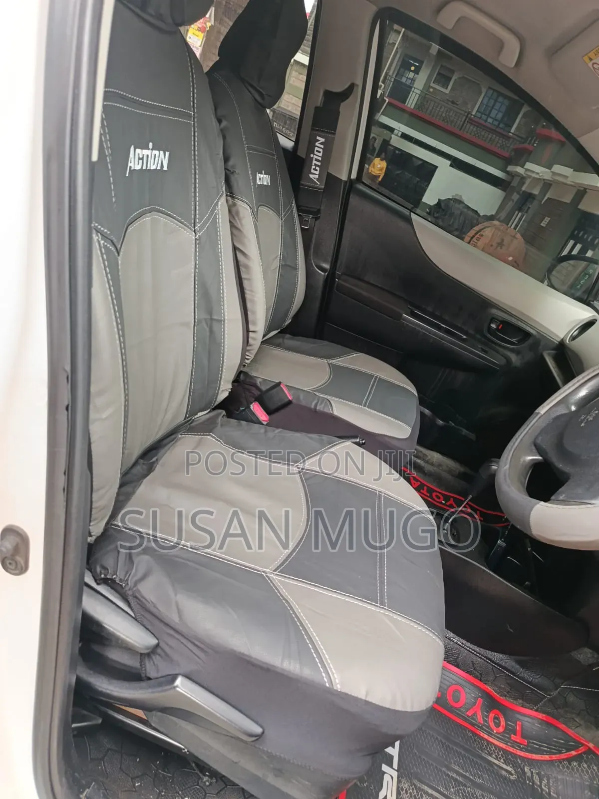 Toyota Vitz 2014 White