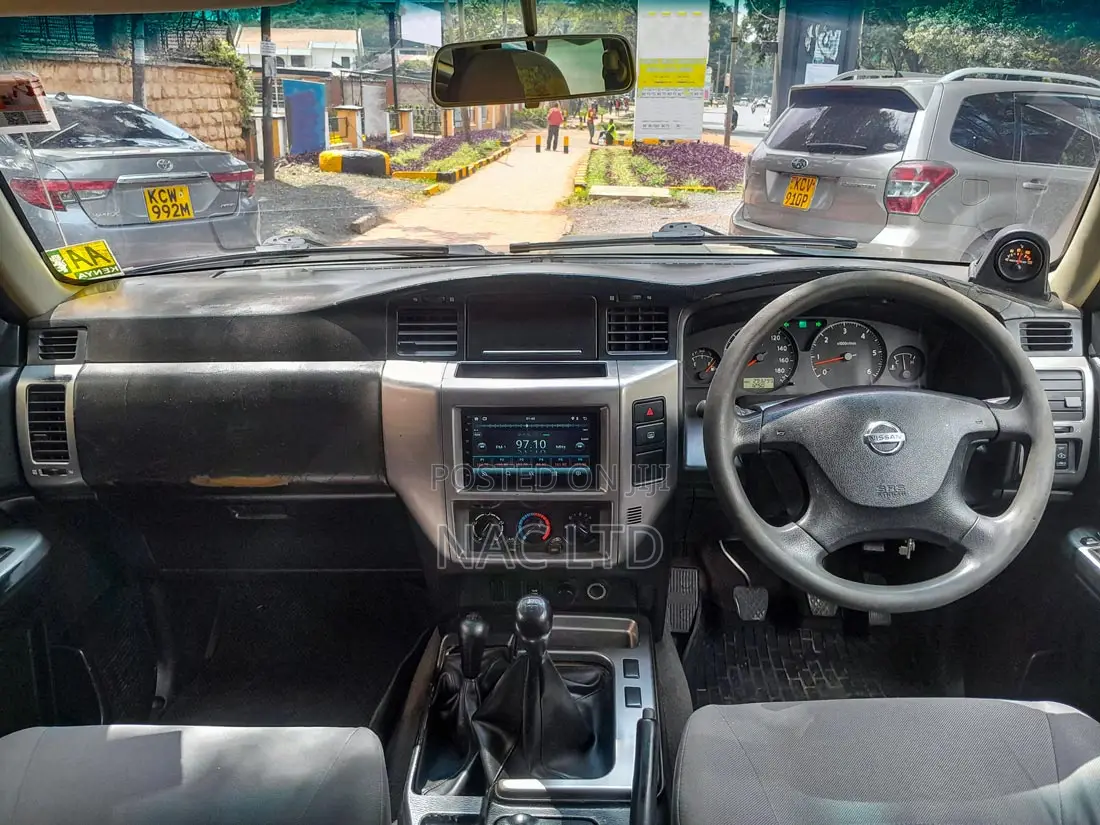 Nissan Patrol 2009 Gold
