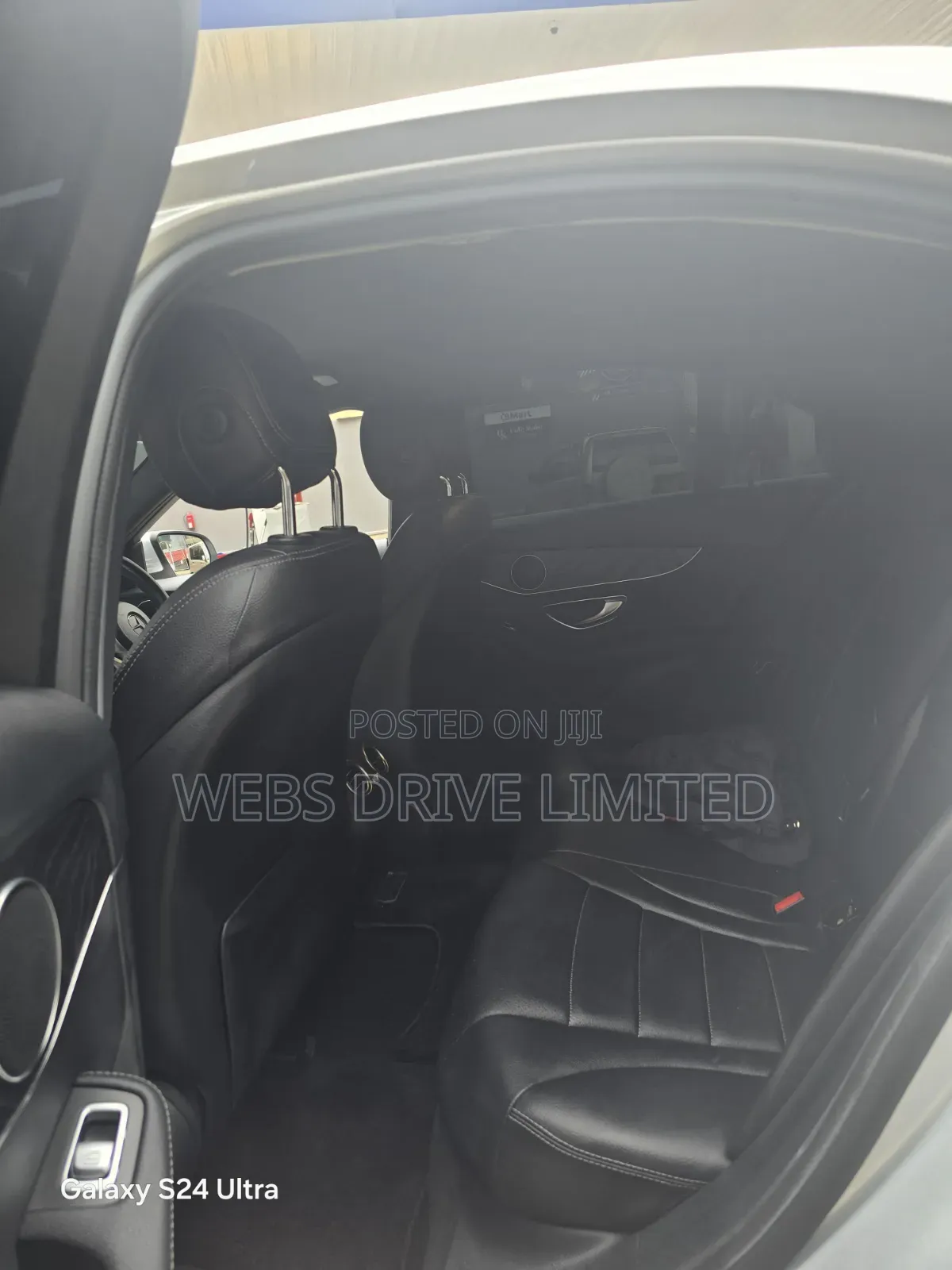 Mercedes-Benz C200 2019 Silver