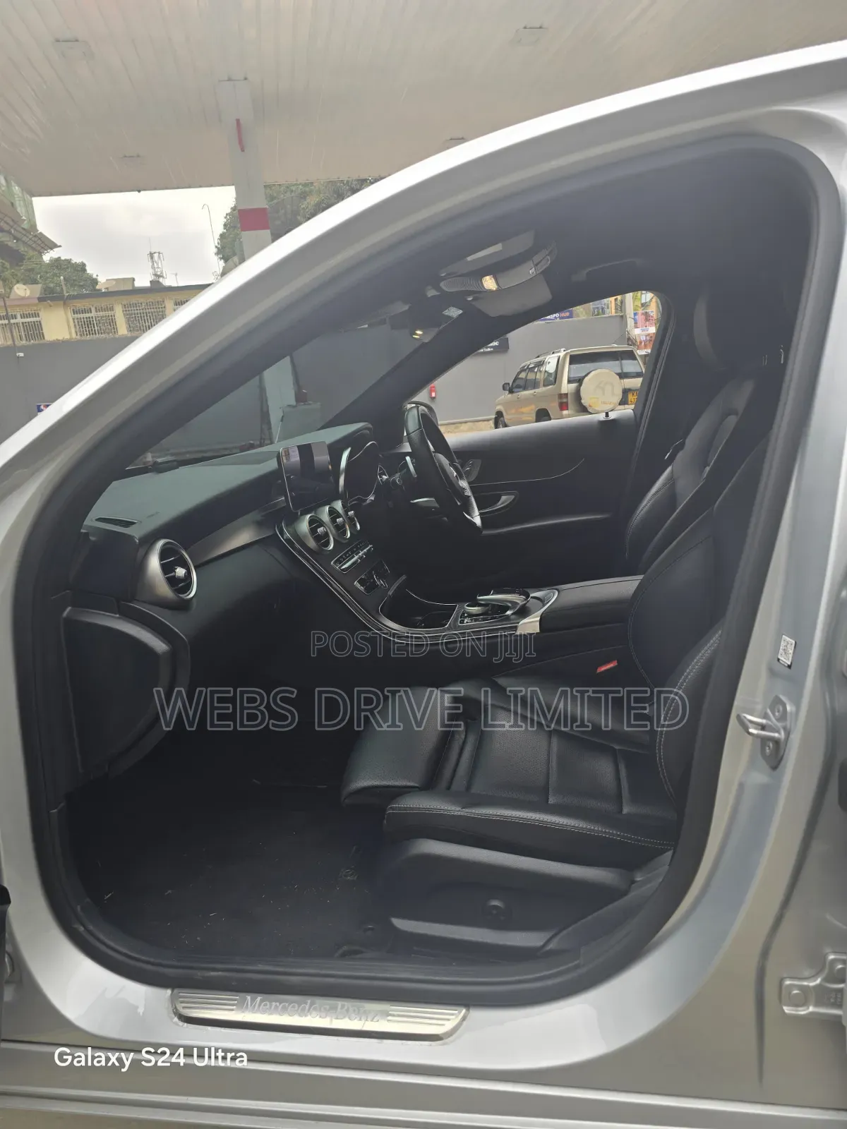 Mercedes-Benz C200 2019 Silver