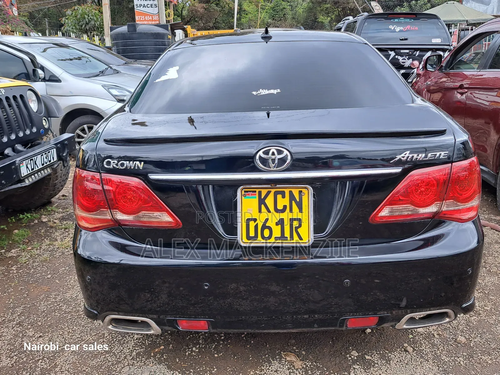Toyota Crown 2010 Black