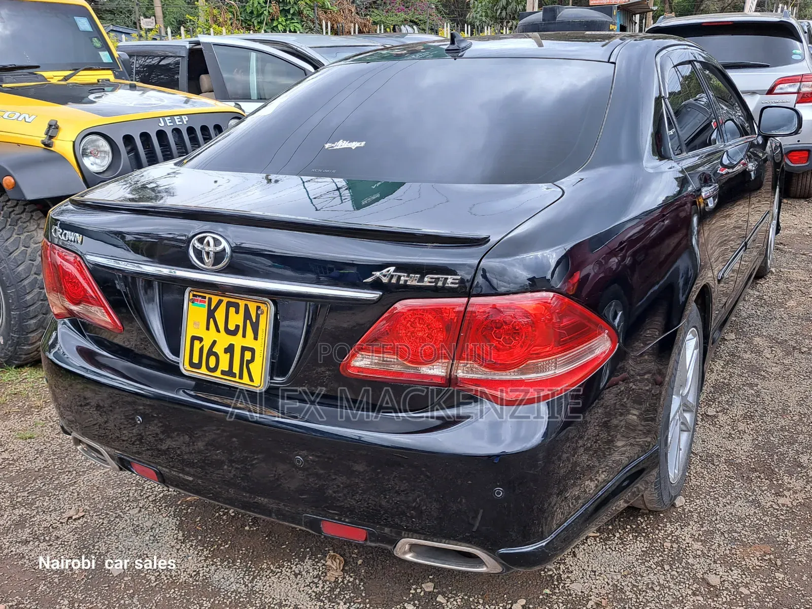 Toyota Crown 2010 Black