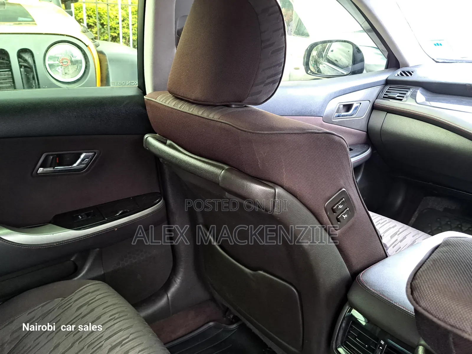 Toyota Crown 2010 Black
