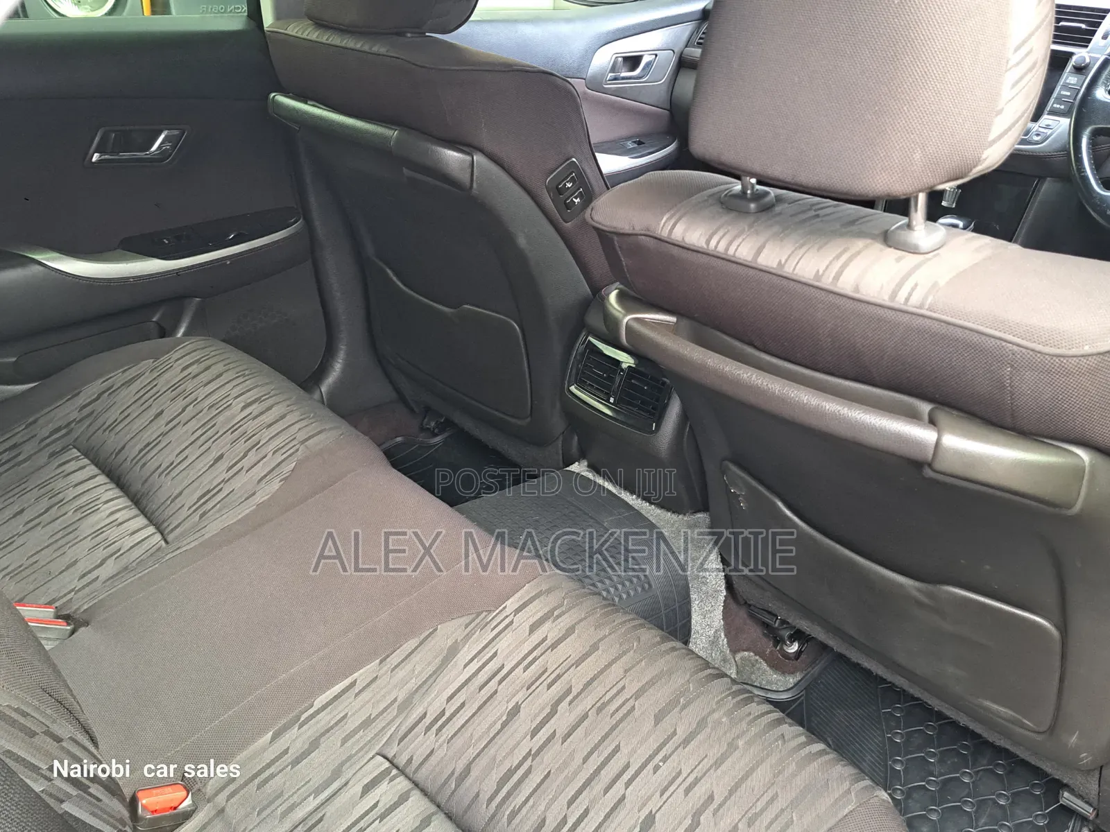 Toyota Crown 2010 Black