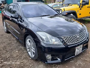 Toyota Crown 2010 Black