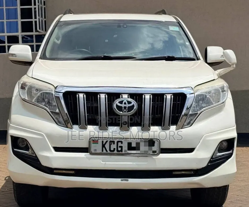 Toyota Land Cruiser Prado 2009 Off white
