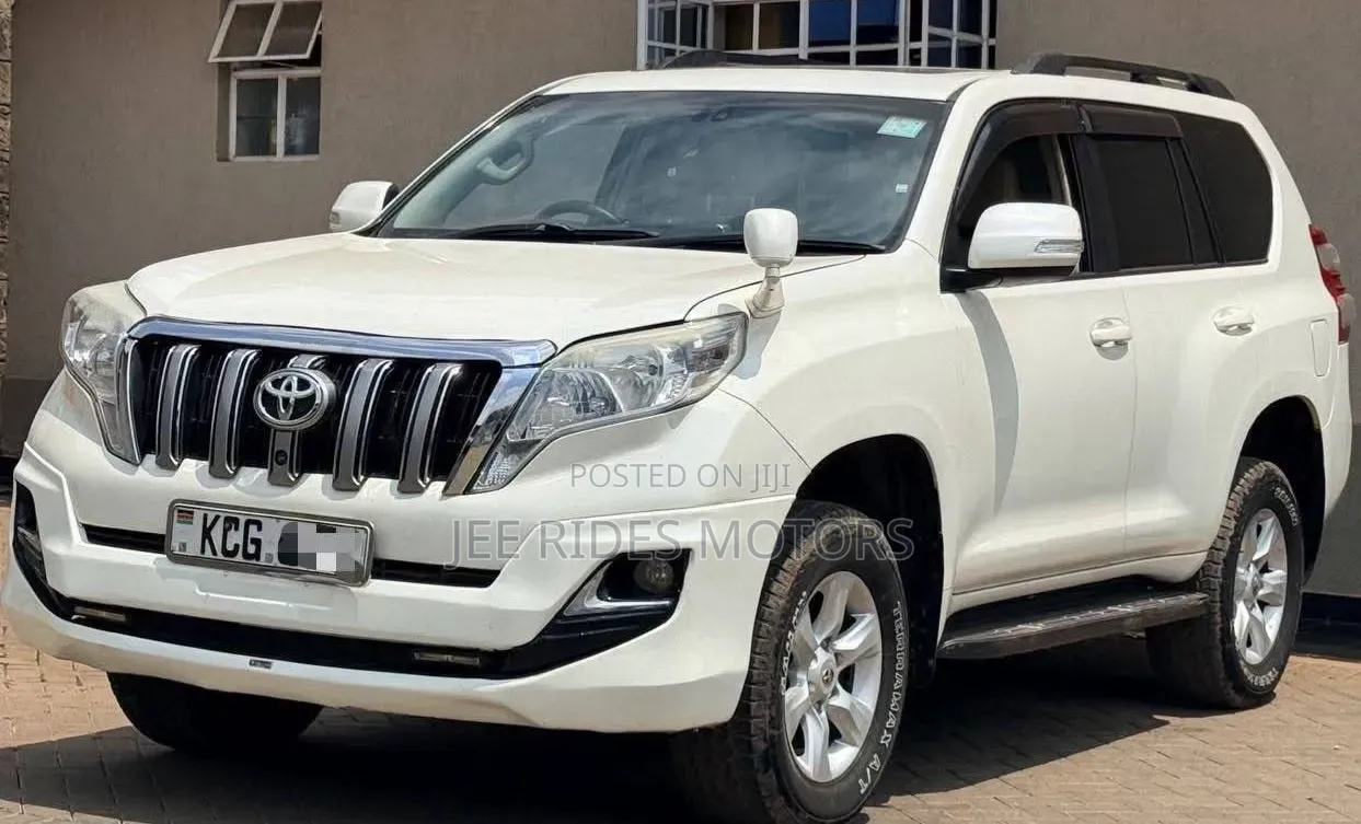 Toyota Land Cruiser Prado 2009 Off white