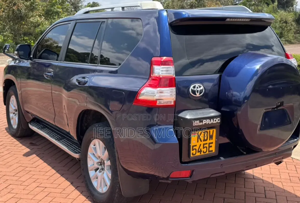 Toyota Land Cruiser Prado 2013 Blue