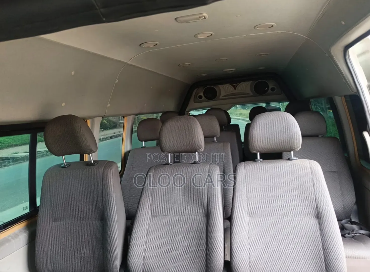 Toyota HiAce 2015 White