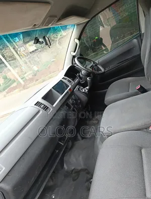 Toyota HiAce 2015 White