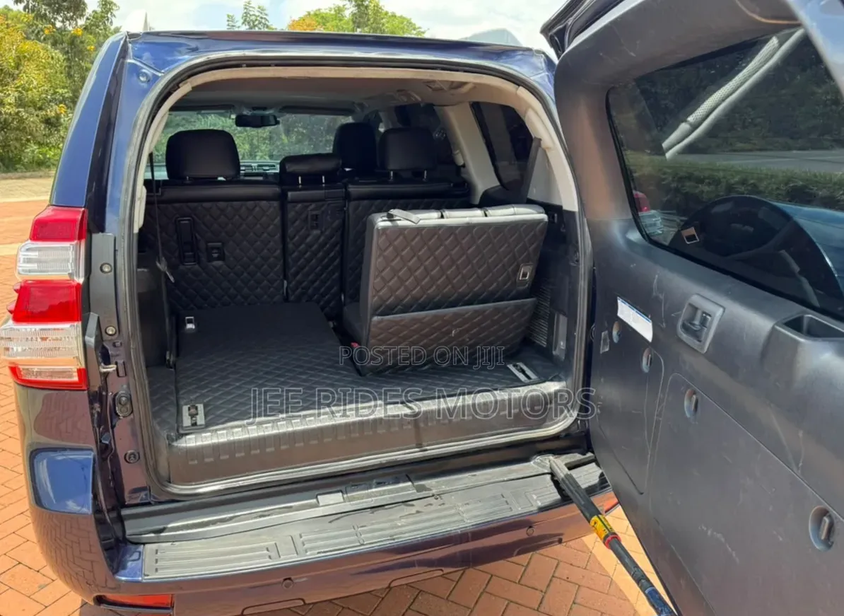 Toyota Land Cruiser Prado 2013 Blue