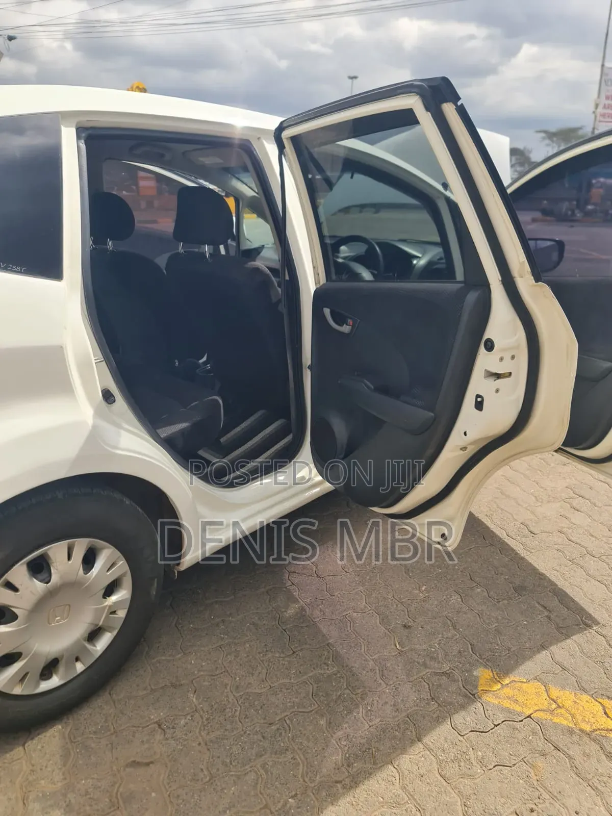 Honda Fit 2012 White