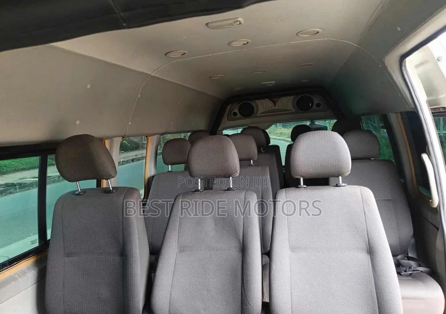 Toyota HiAce 2015 White