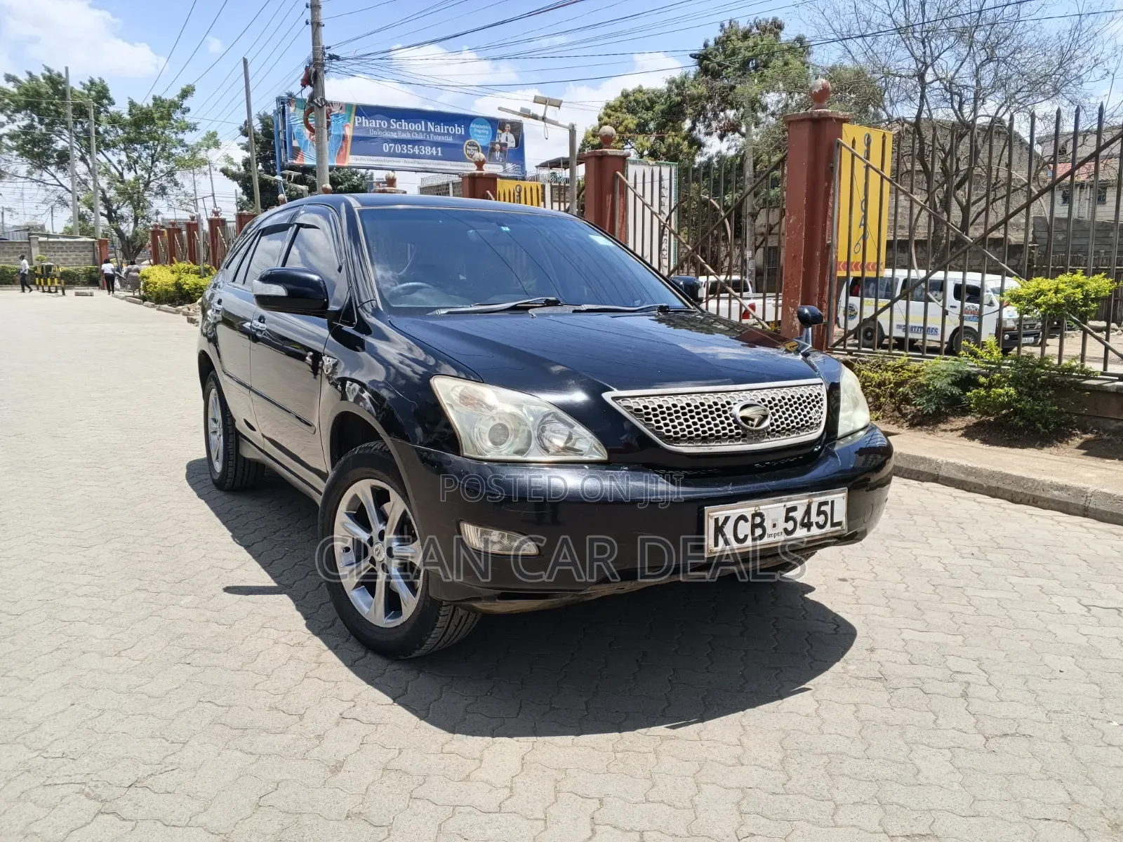 Toyota Harrier 2010