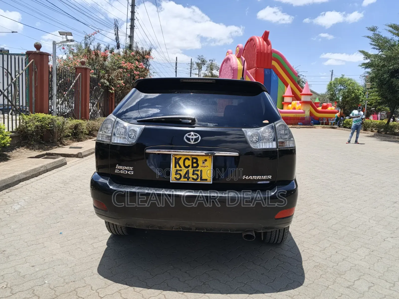 Toyota Harrier 2010