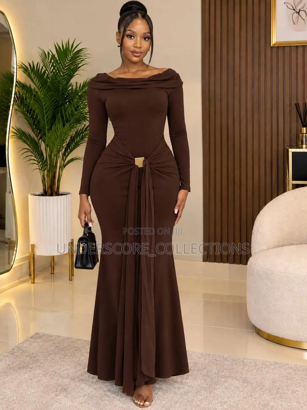 Frontal Pattern Dinner Dress - thumbnail 2