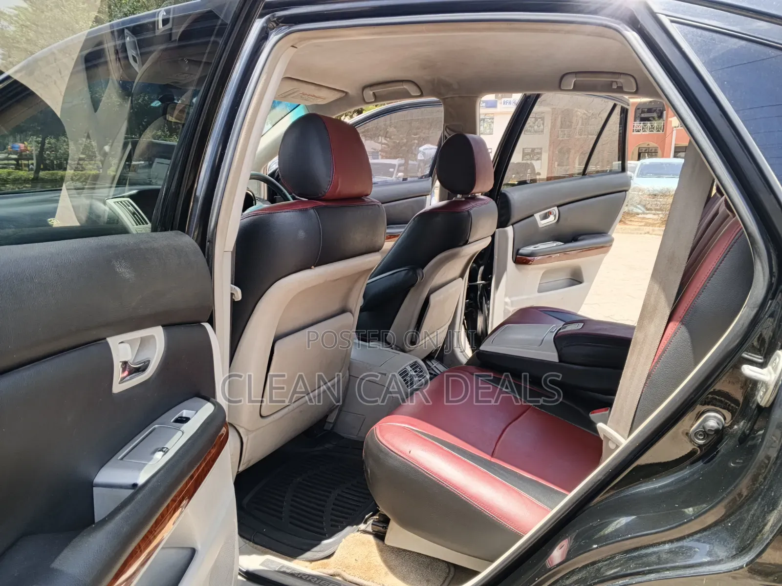 Toyota Harrier 2010