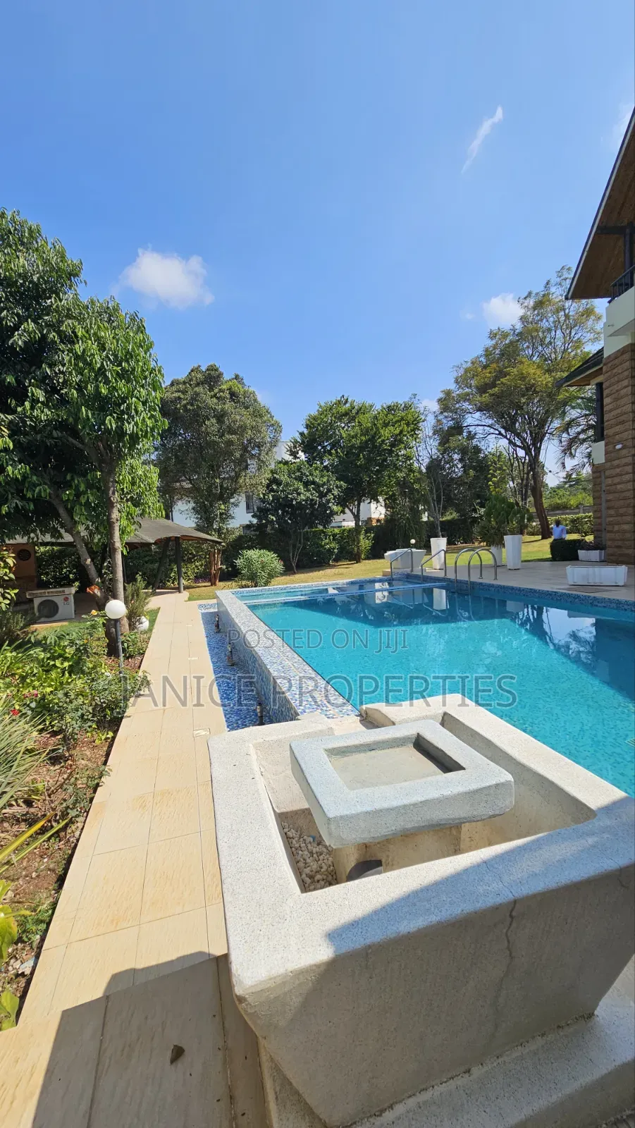 4bdrm Maisonette in 𝐆𝐚𝐫𝐝𝐞𝐧 𝐄𝐬𝐭𝐚𝐭𝐞, Mountain View for sale