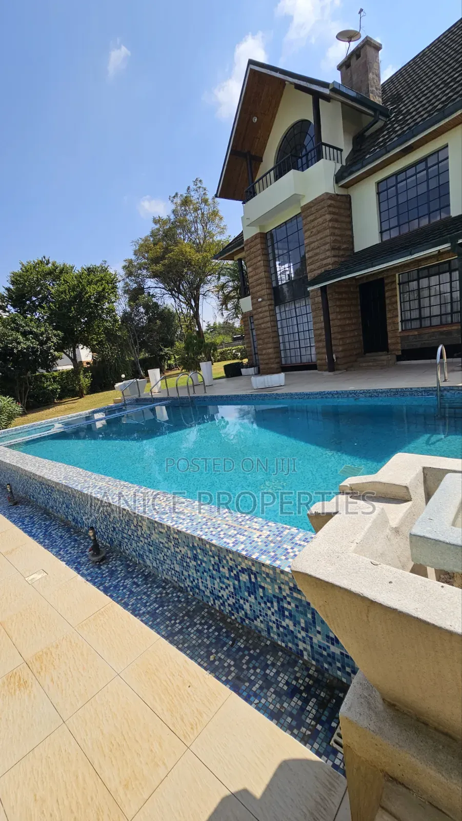4bdrm Maisonette in 𝐆𝐚𝐫𝐝𝐞𝐧 𝐄𝐬𝐭𝐚𝐭𝐞, Mountain View for sale