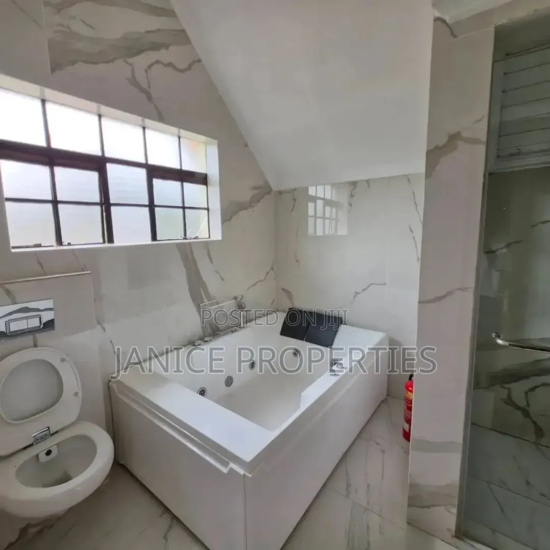 4bdrm Maisonette in 𝐆𝐚𝐫𝐝𝐞𝐧 𝐄𝐬𝐭𝐚𝐭𝐞, Mountain View for sale