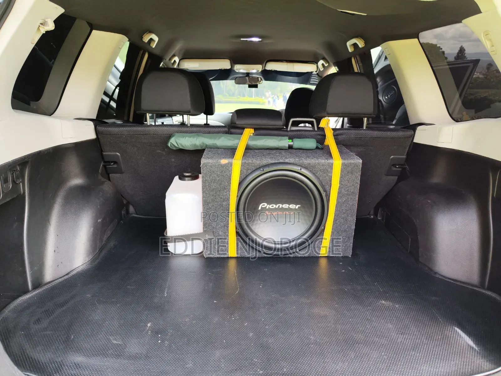Subaru Forester 2012 Pearl