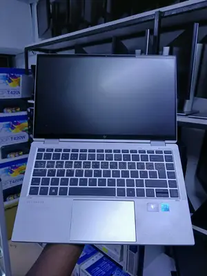Laptop HP EliteBook 1040 G8 16GB Intel Core i5 SSD 256GB