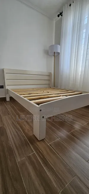 White Moko Bed