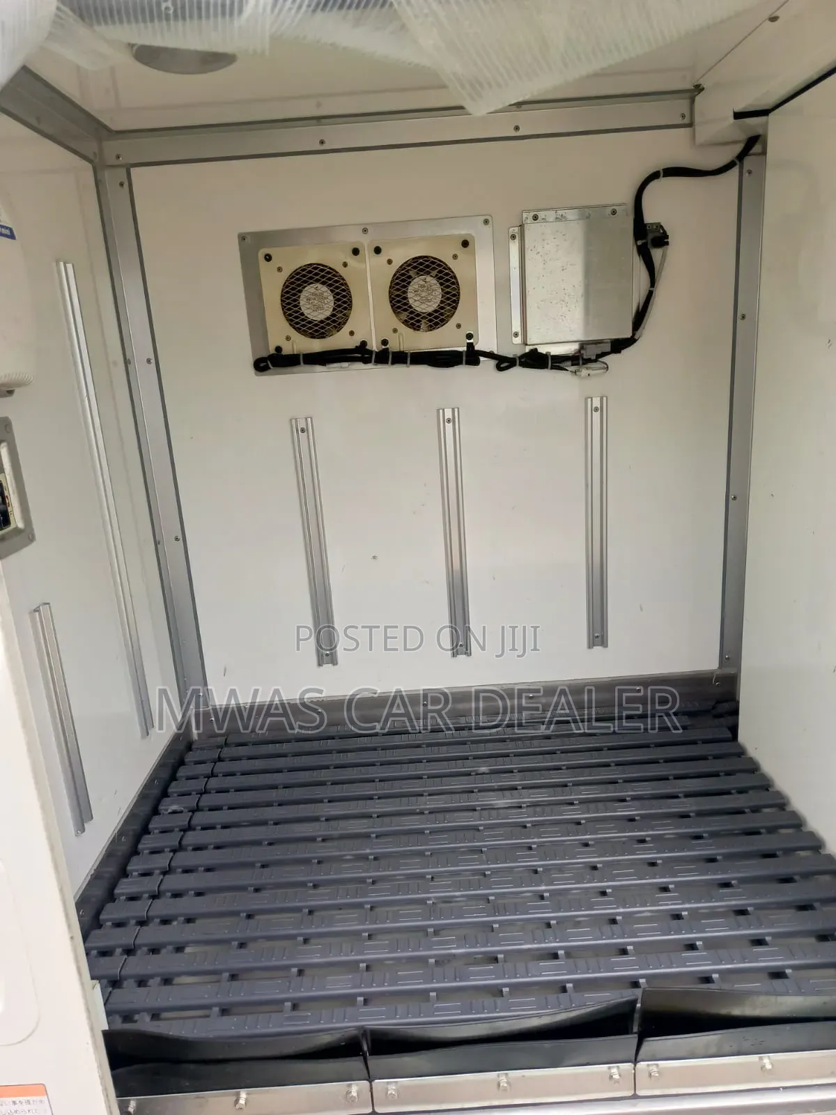 Mazda Bongo Truck Fridge