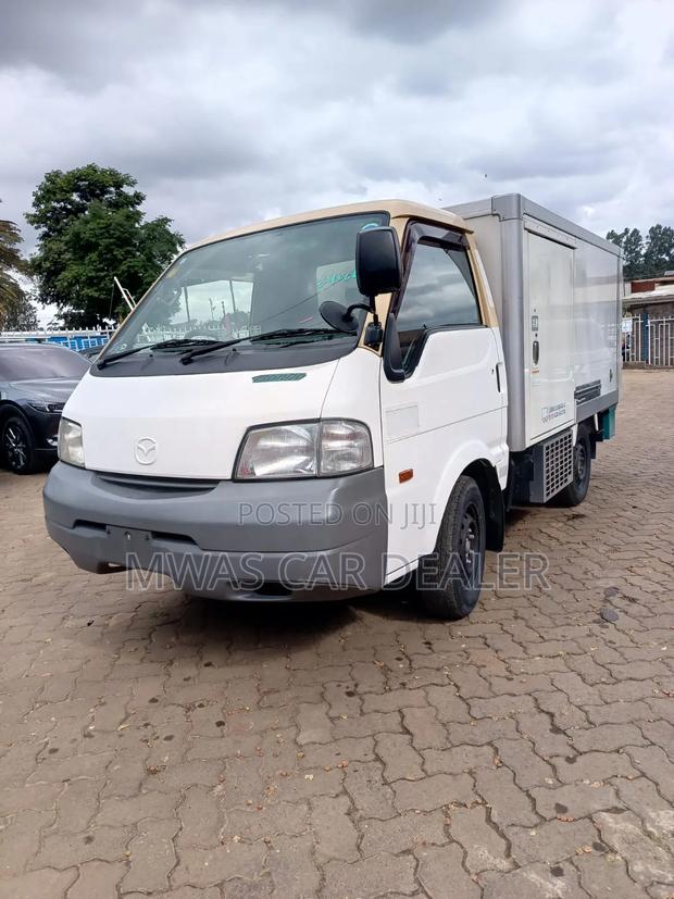 Mazda Bongo Truck Fridge - thumbnail 15