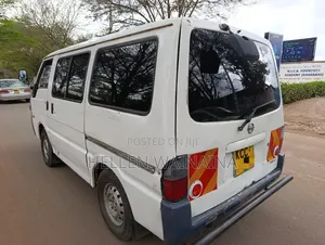 Nissan Vanette 2012 White