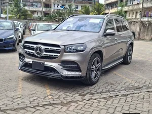 Mercedes-Benz GLS-Class GLS 400d 2022 Gold