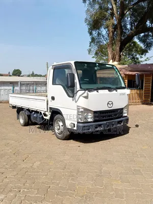 Selling Mazda Titan Elf Diesel Manual