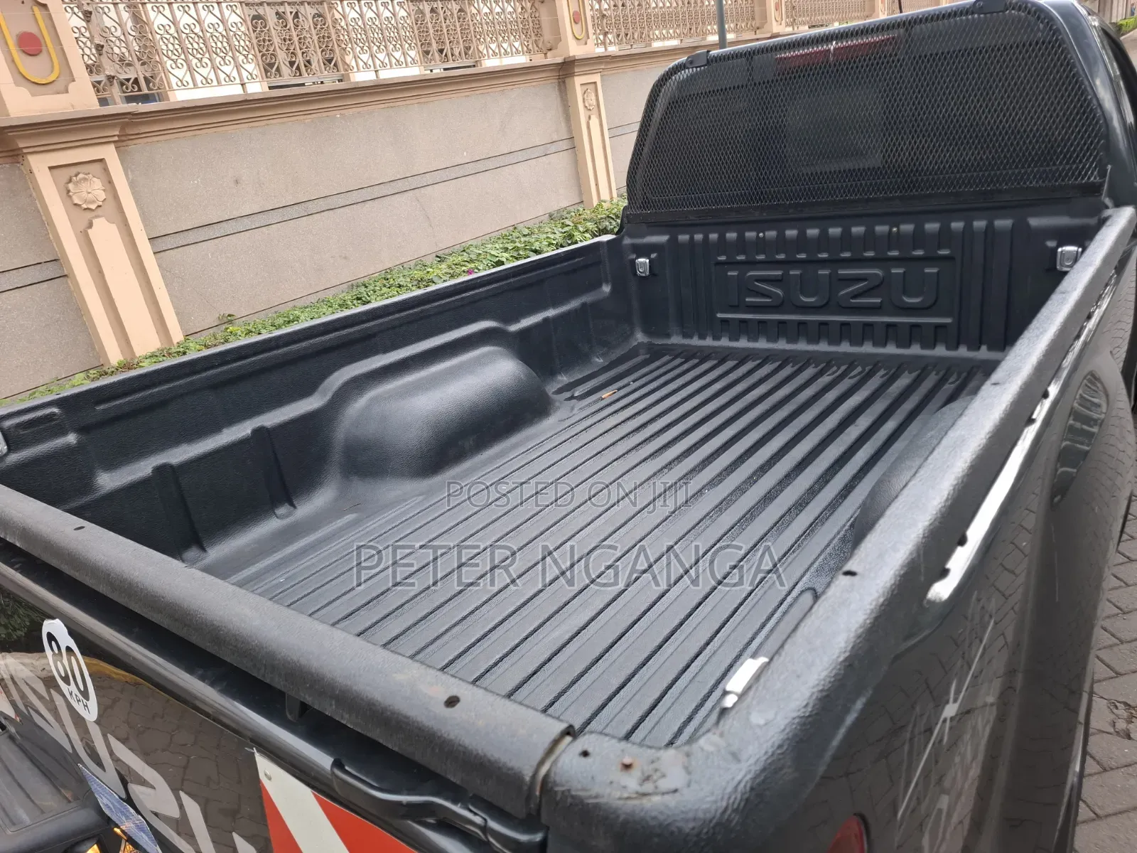Isuzu D-MAX 2025 Gray