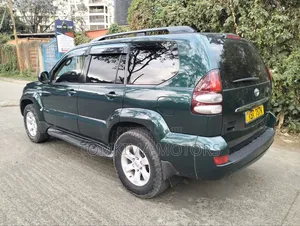 Toyota Land Cruiser Prado 2007 Green