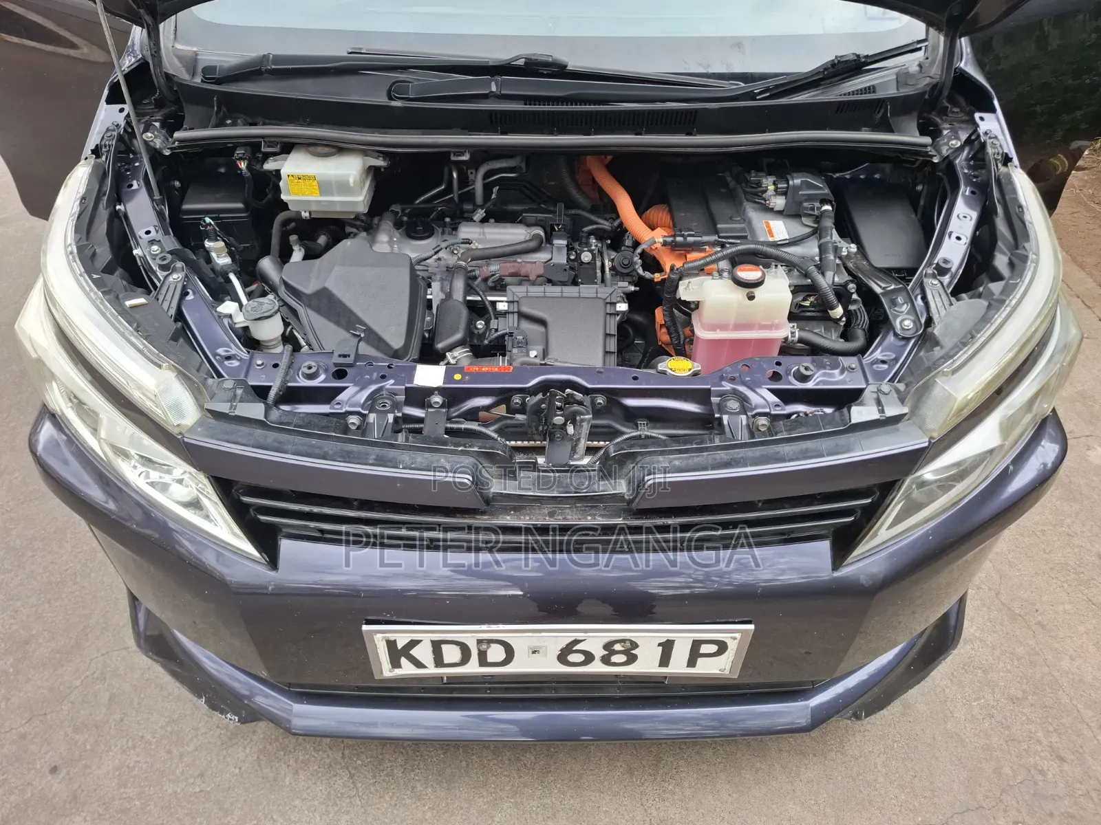 Toyota Voxy Hybrid X 2WD 7-Seater 2014 Blue