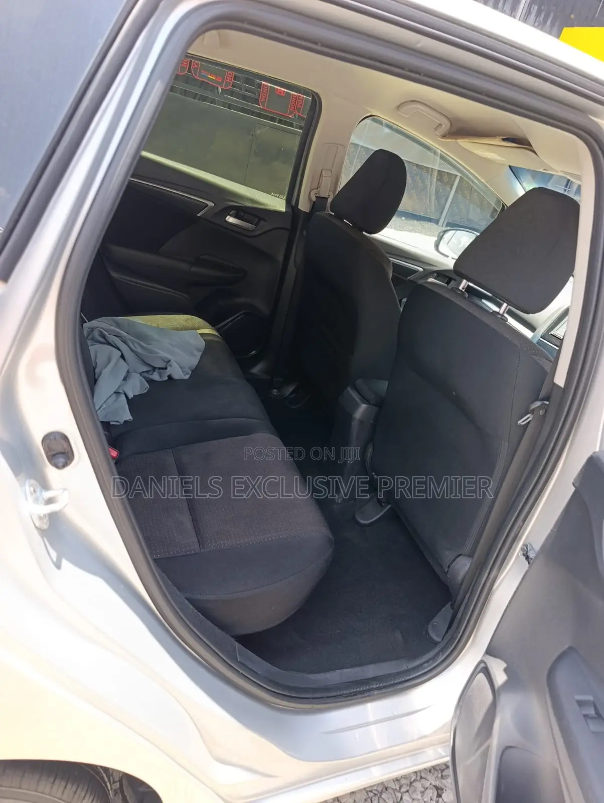 5 Seater Honda Fit Hybrid for Rent/Hire