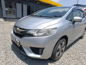 5 Seater Honda Fit Hybrid for Rent/Hire
